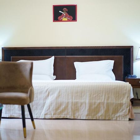 Le Feto Hotel Dakar Buitenkant foto