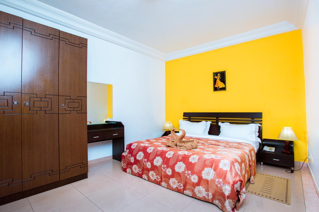 Le Feto Hotel Dakar Buitenkant foto